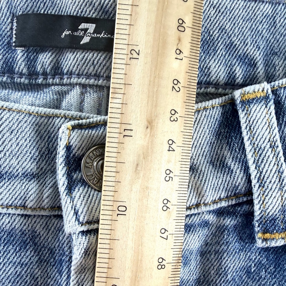 7 For All Mankind Logan Stovepipe high-rise, straight-leg jeans crystal Size 30 - Picture 10 of 11